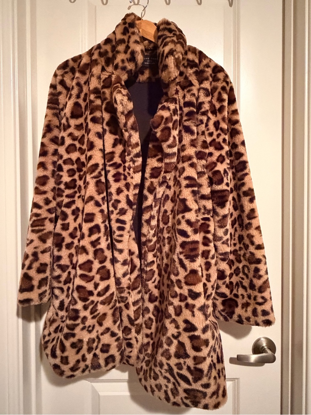NWOT Love Tree Leopard Print Teddy Coat - Tan & Brown